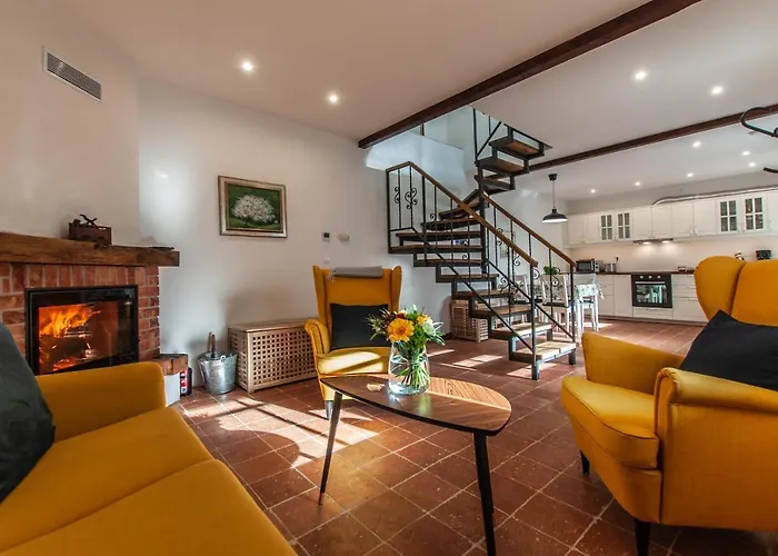 Entire House In The Center Of - Free Parking - Dragon Garden Pavilion Ubytování v soukromí