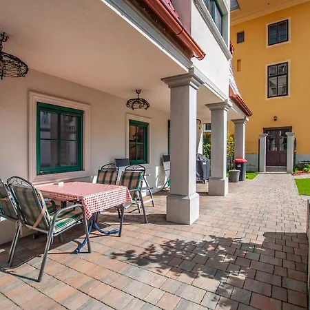 Entire House In The Center Of - Free Parking - Dragon Garden Pavilion Lublaň