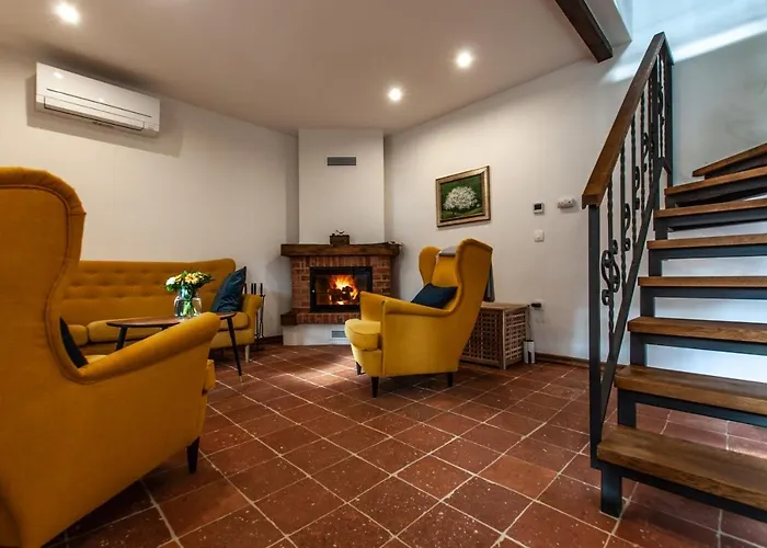 ホームステイ Entire House In The Center Of - Free Parking - Dragon Garden Pavilion *